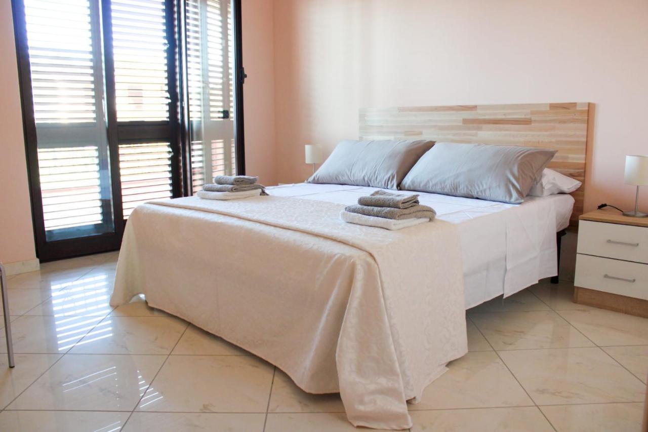 Magna Grecia B&B E Appartamenti Каулонія Марина Екстер'єр фото