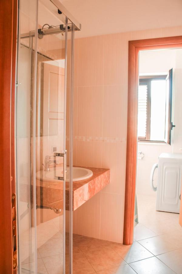 Magna Grecia B&B E Appartamenti Каулонія Марина Екстер'єр фото