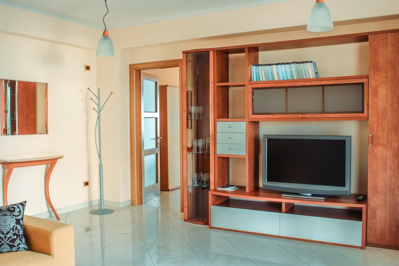 Magna Grecia B&B E Appartamenti Каулонія Марина Екстер'єр фото